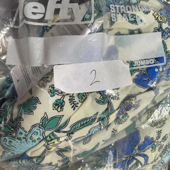 Lands' End swimsuit 26 blue floral one piece slimming plus size beach feminine - Picture 5 of 6